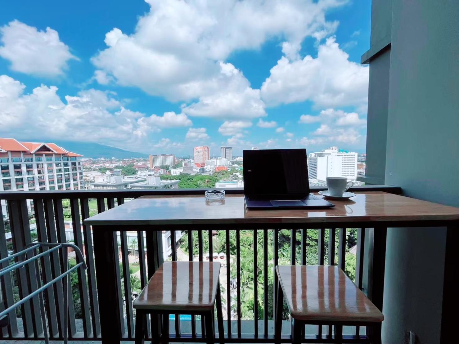 Sweet Family Room Near Old City チエンマイ エクステリア 写真